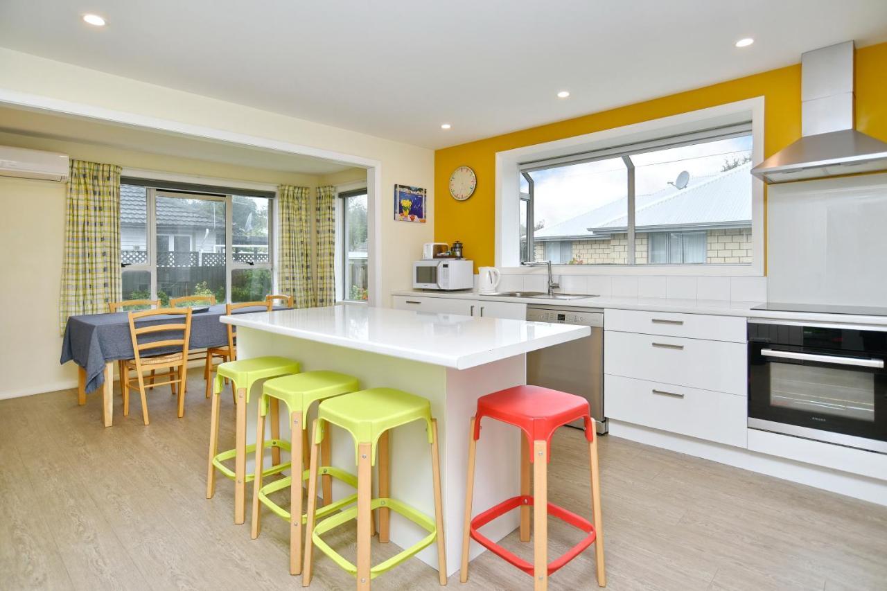 Charlesworth Villa - Christchurch Holiday Homes Extérieur photo