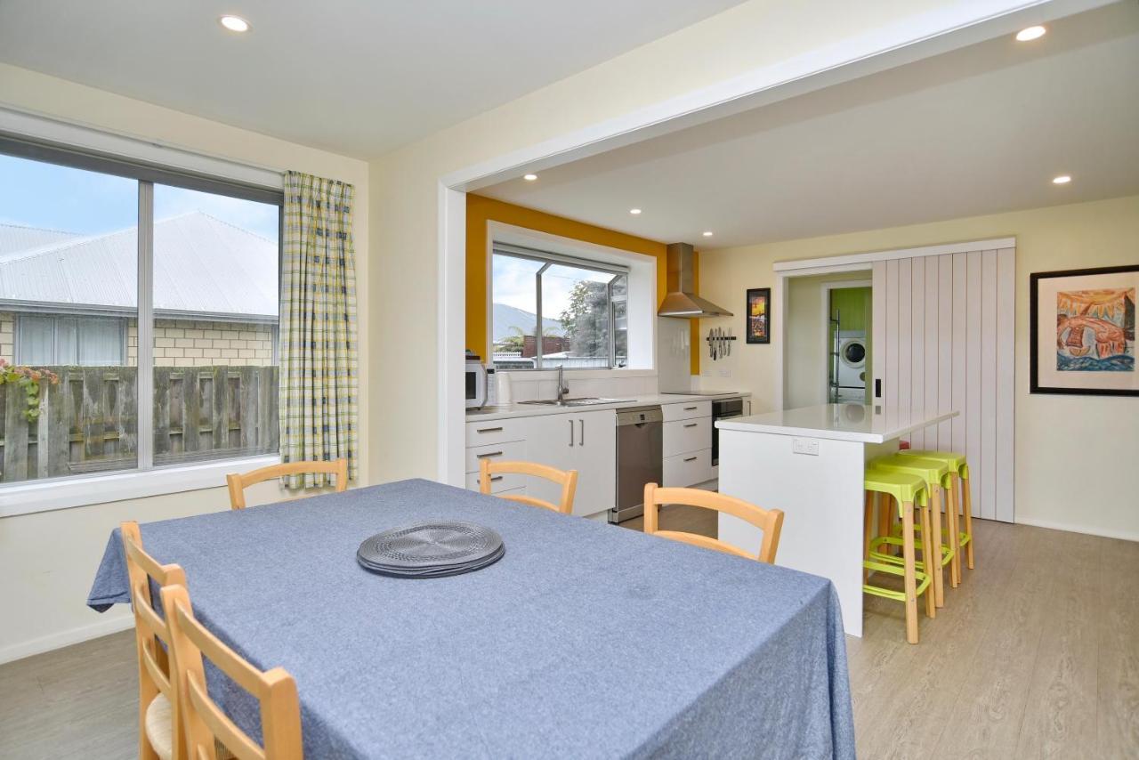 Charlesworth Villa - Christchurch Holiday Homes Extérieur photo