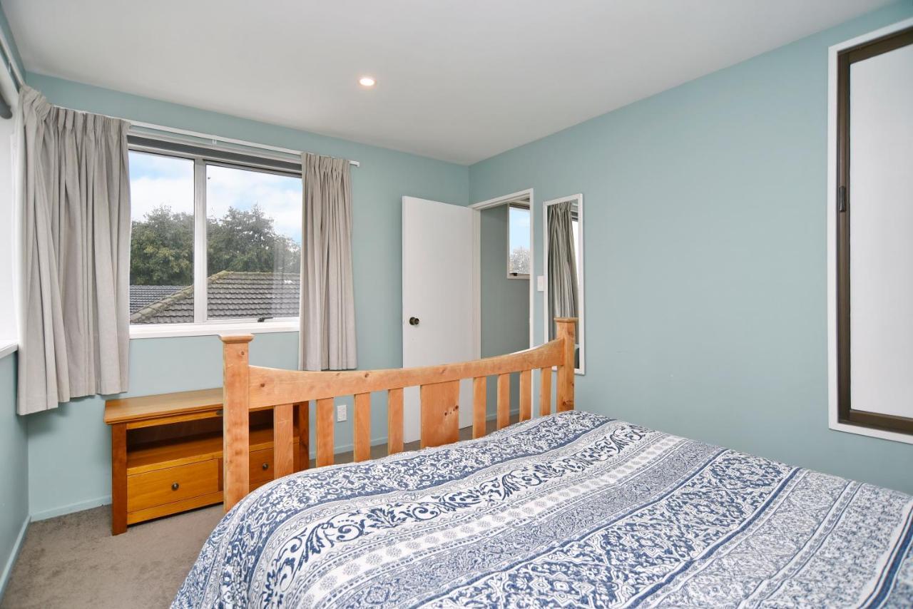 Charlesworth Villa - Christchurch Holiday Homes Extérieur photo