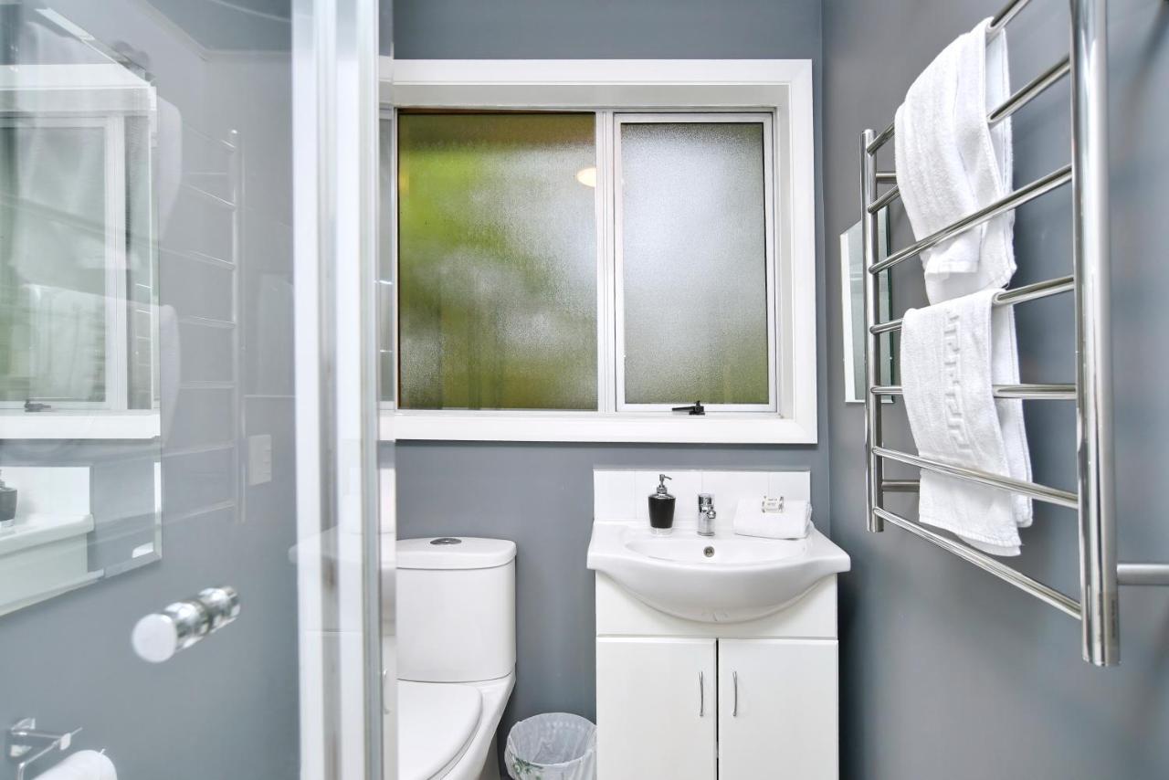 Charlesworth Villa - Christchurch Holiday Homes Extérieur photo
