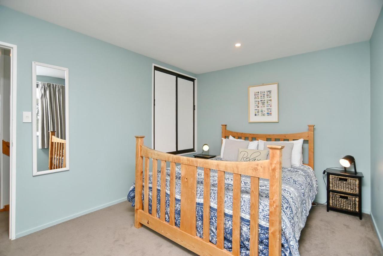 Charlesworth Villa - Christchurch Holiday Homes Extérieur photo