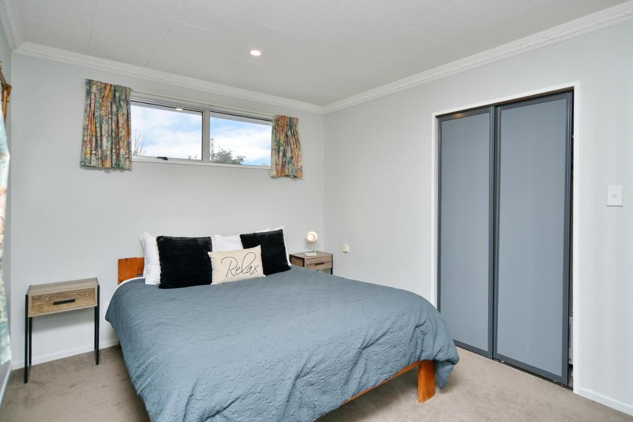 Charlesworth Villa - Christchurch Holiday Homes Extérieur photo